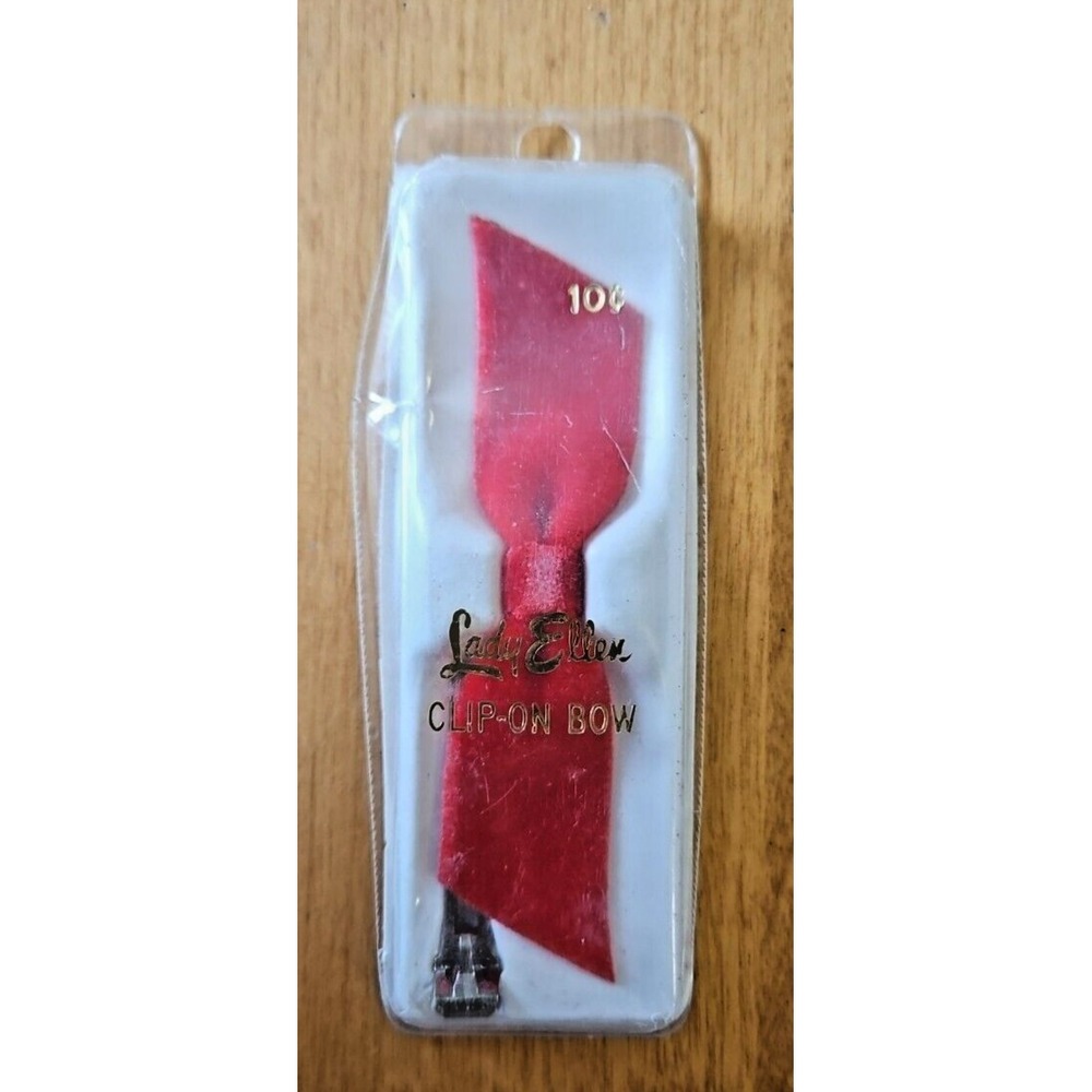 Vintage Lady‎ Ellen Bow Clip EUC